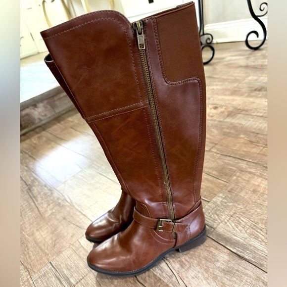 Women's Brown Riding Boot - Picture 4 of 10